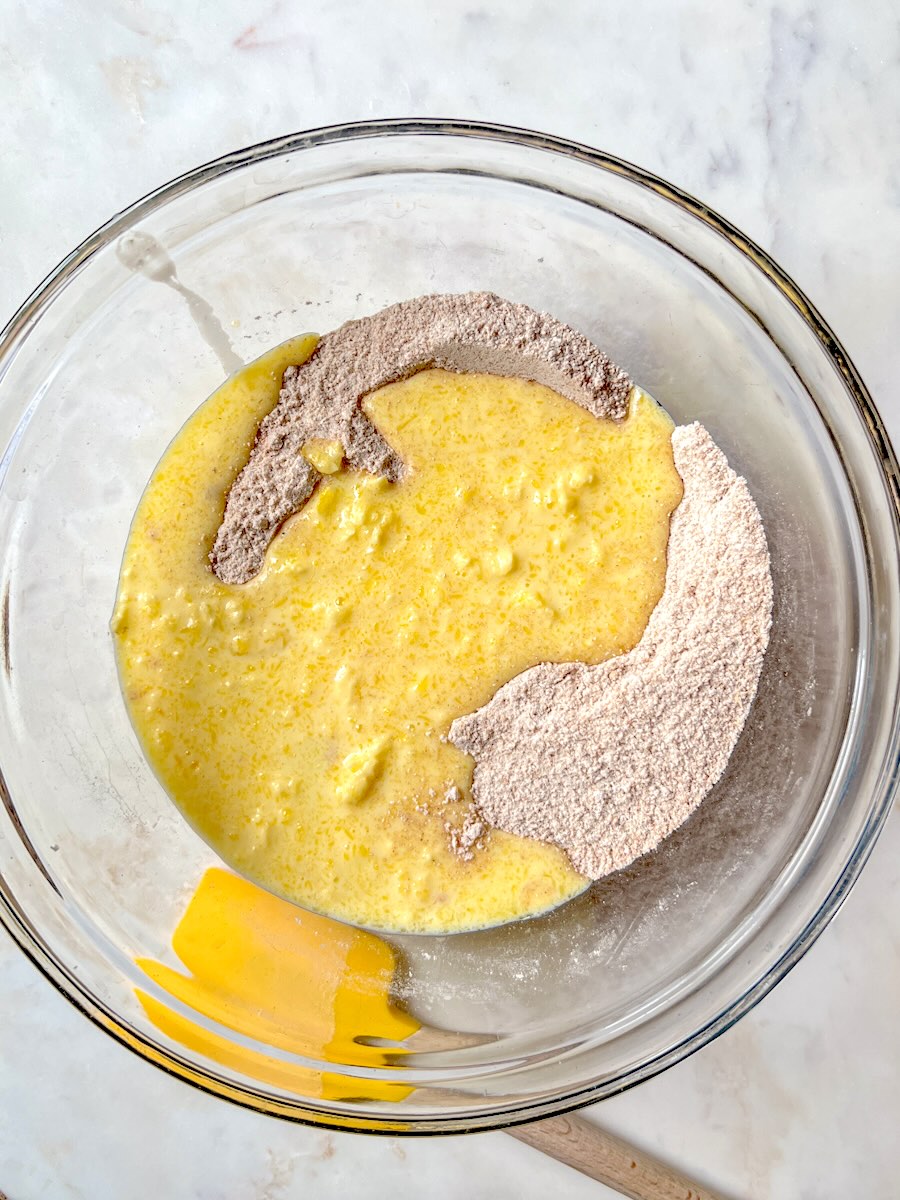 The best moist pumpkin muffins, whisk together the dry and wet ingredients.