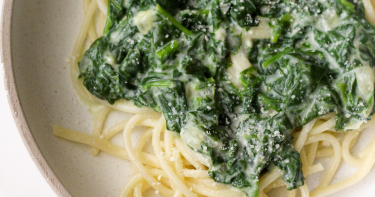 Creamy Spinach Pasta (The Benefits of Meatless Meals)