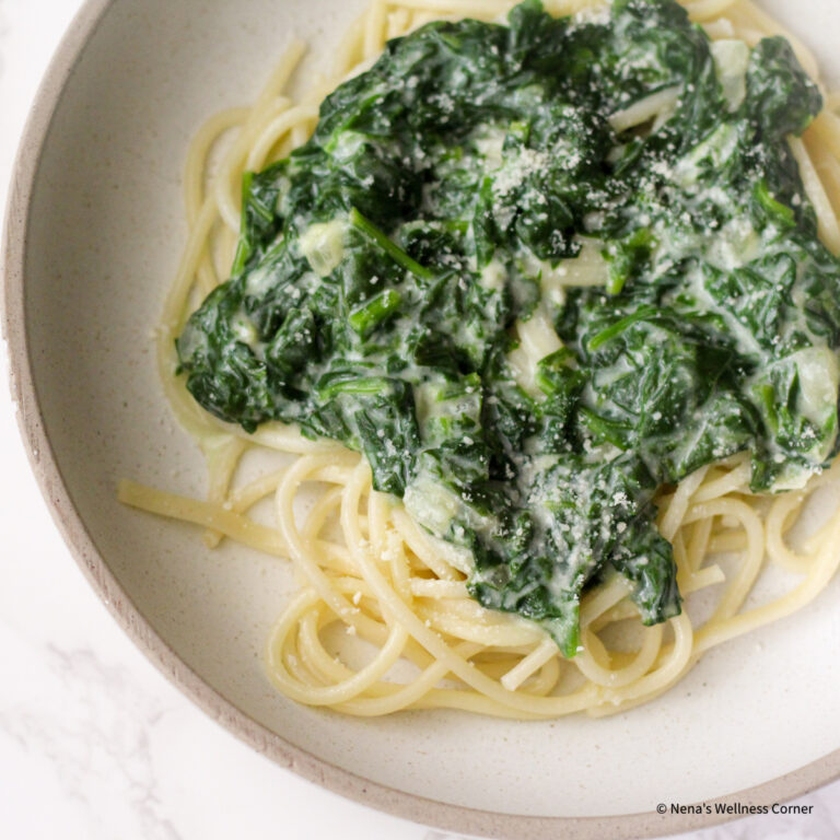 Creamy Spinach Pasta (The Benefits of Meatless Meals)