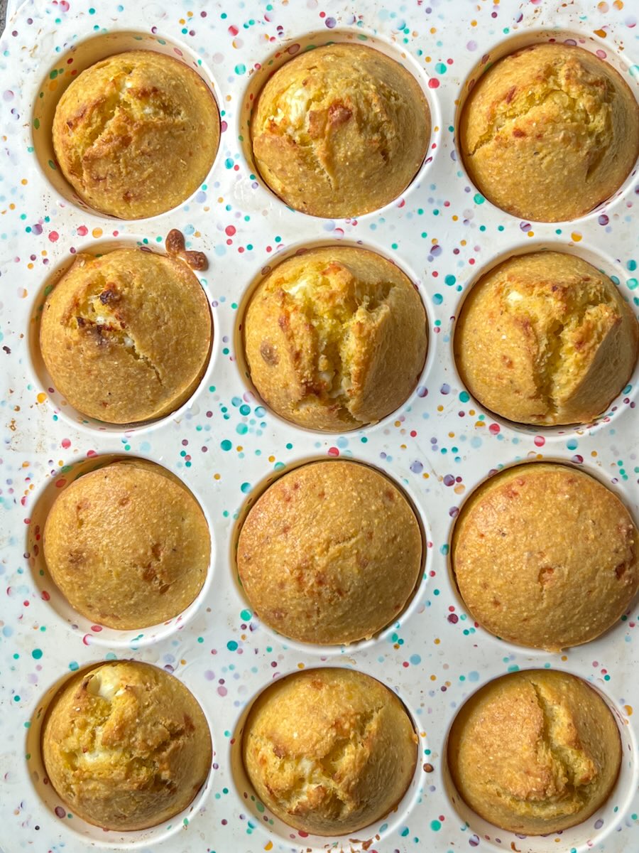 Cornmeal Muffins with Feta (Projice sa Sirom), bake the corn muffins.