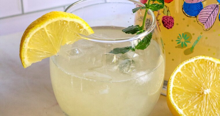 Simple and Fresh Mint Ginger Lemonade
