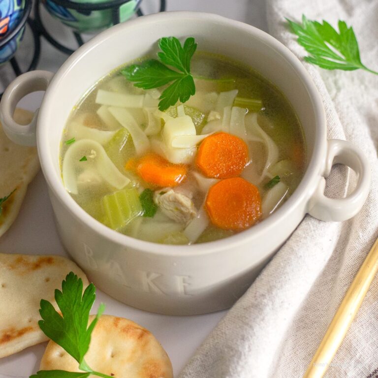 Easy Grandma’s Homemade Chicken Noodle Soup Recipe
