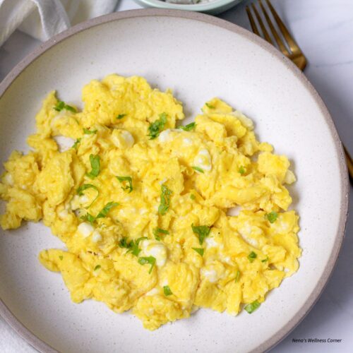 20 Second Scrambled Eggs with Harissa Recipe