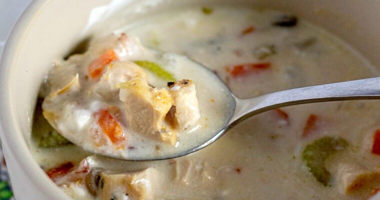 Creamy Chicken and Wild Rice Soup Recipe (Panera Copycat)