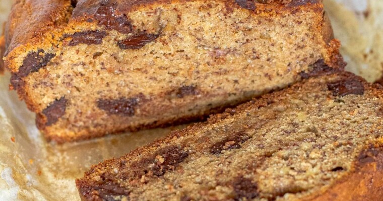 One Bowl Chocolate Chip Banana Bread (No Baking Powder)