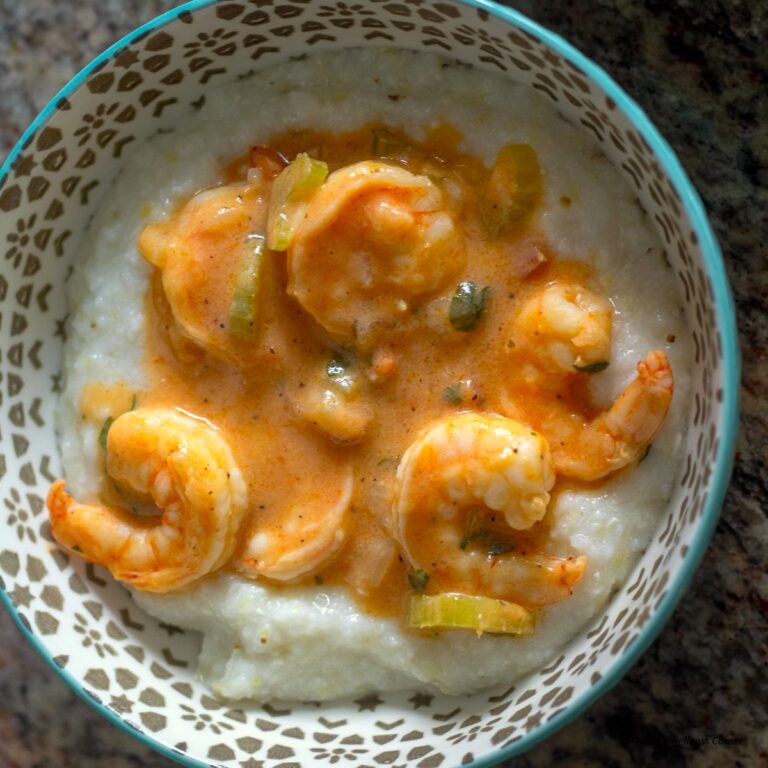 Best Creamy Shrimp and Grits with Prosciutto
