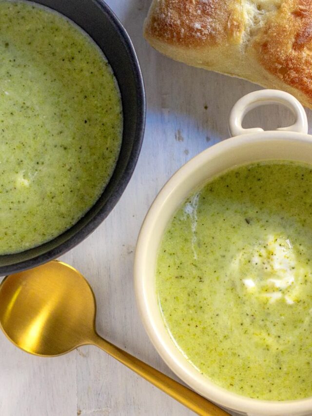 Cheesy Broccoli Zucchini Soup