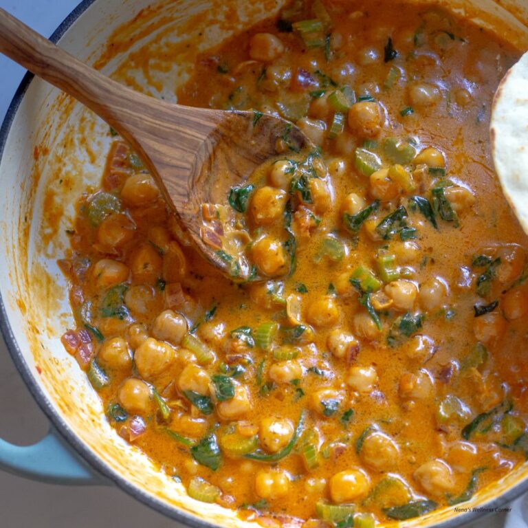 Curry Chickpeas with Spinach