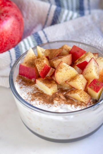 Apple Cinnamon Overnight Oats
