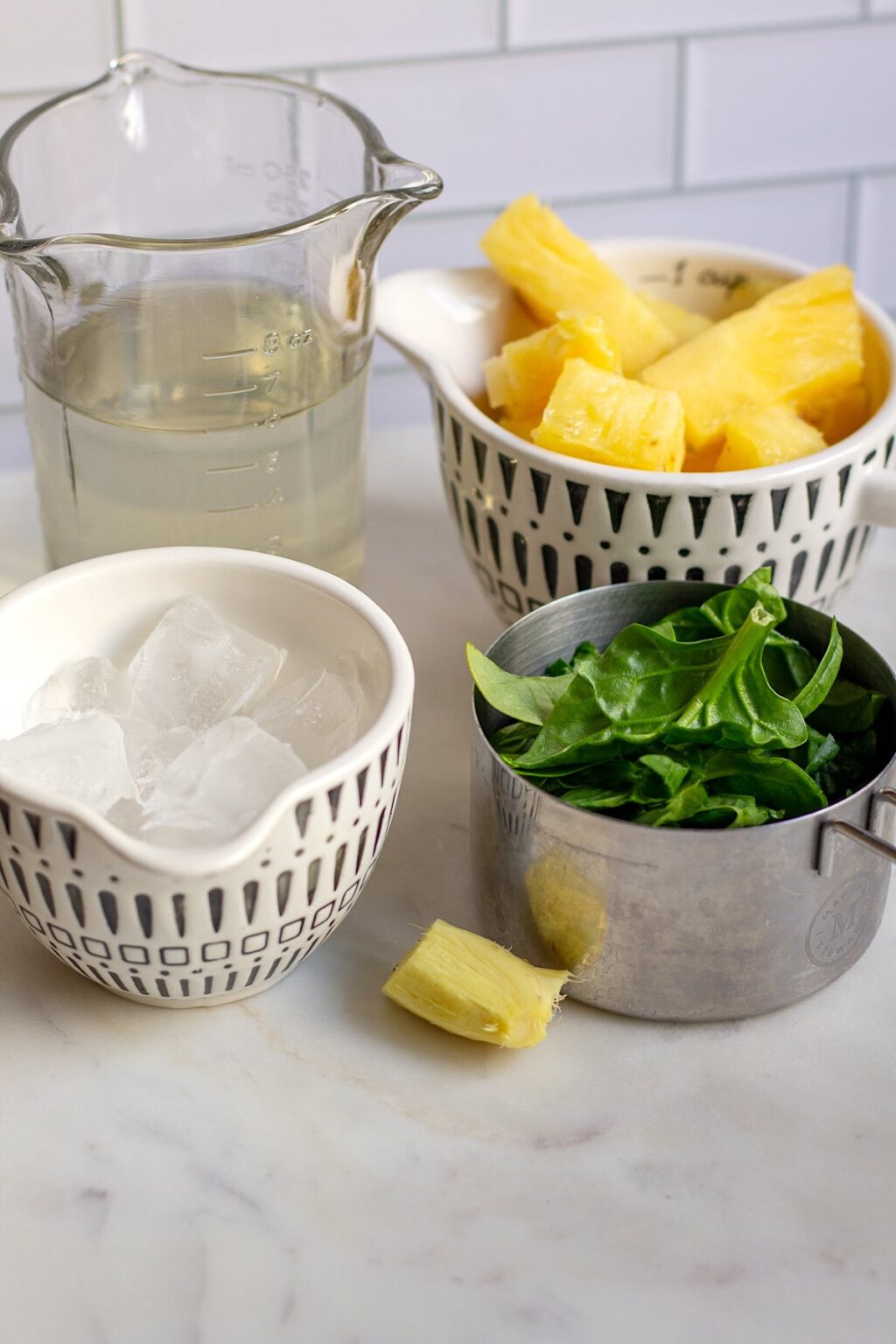 Photo inspiration: Visual Reference: Pineapple Ginger Smoothie For Muscle Recovery Hydration