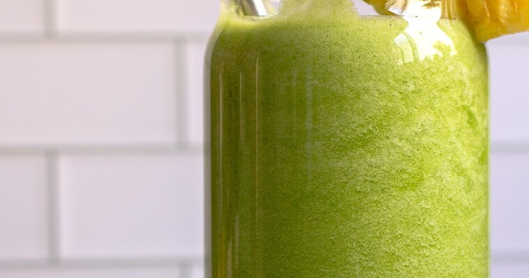 Pineapple Ginger Smoothie for Muscle Recovery & Hydration