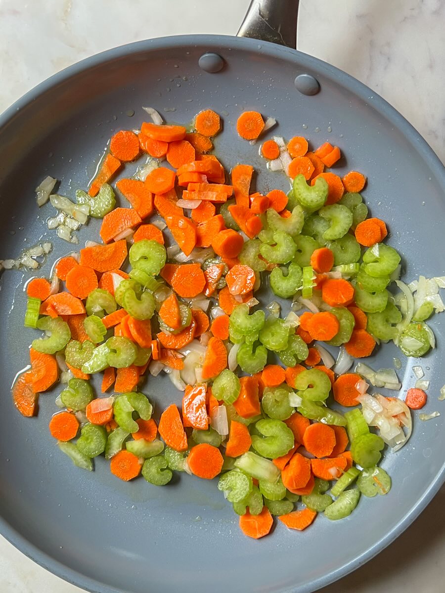 Vegetable stuffing casserole, Cook on medium heat until softened and fragrant.