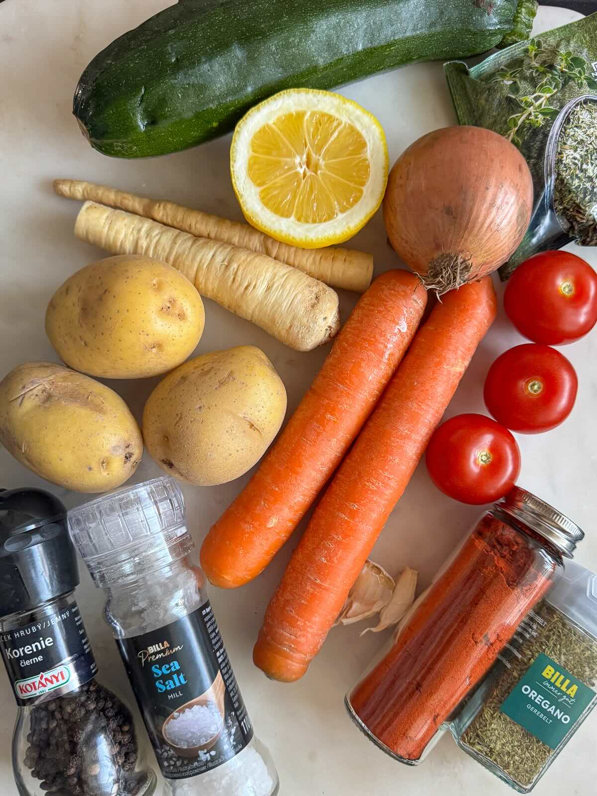 Mediterranean Sheet Pan Chicken and Vegetables, Ingredients.