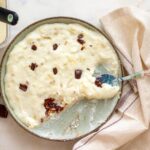 Griz sa mlekom, semolina flour with milk.